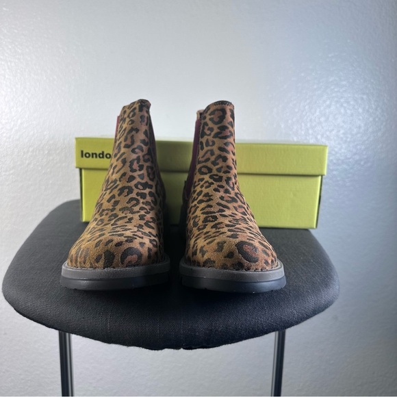 FLY London Women's Salv Cheetah Leather Chelsea Ankle Boots Size 6-6.5US / 37EU - Picture 3 of 6